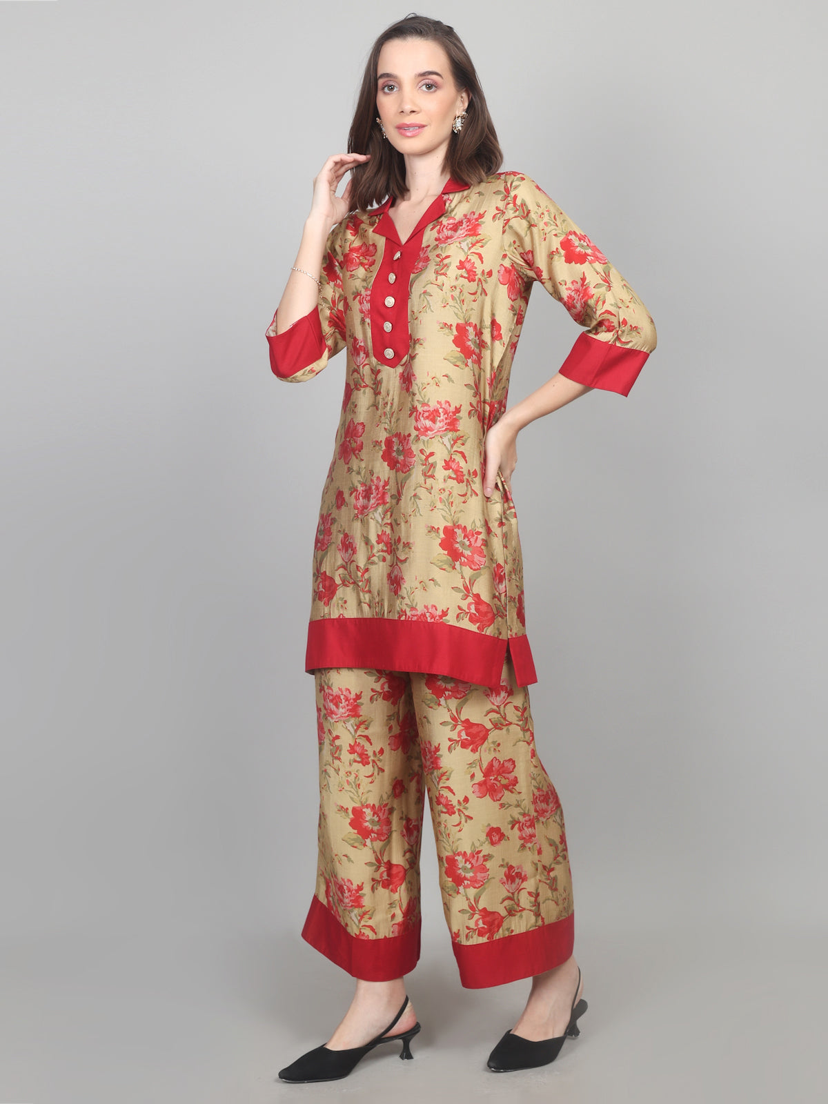 Réd Gold Chanderi Set