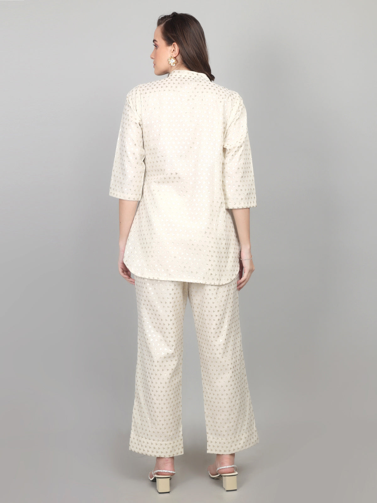 Ivory Textured Kurta Set with Minimal Embellishment