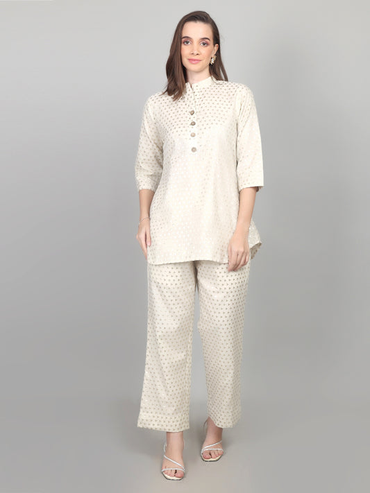 Ivory Textured Kurta Set with Minimal Embellishment